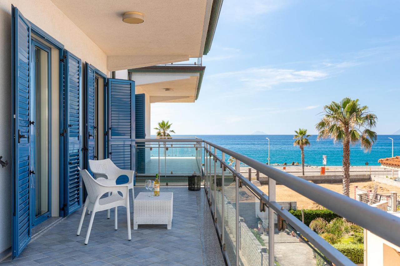 Terraces D'Orlando - Family Apartments With Sea View And Pool Capo dʼOrlando Buitenkant foto