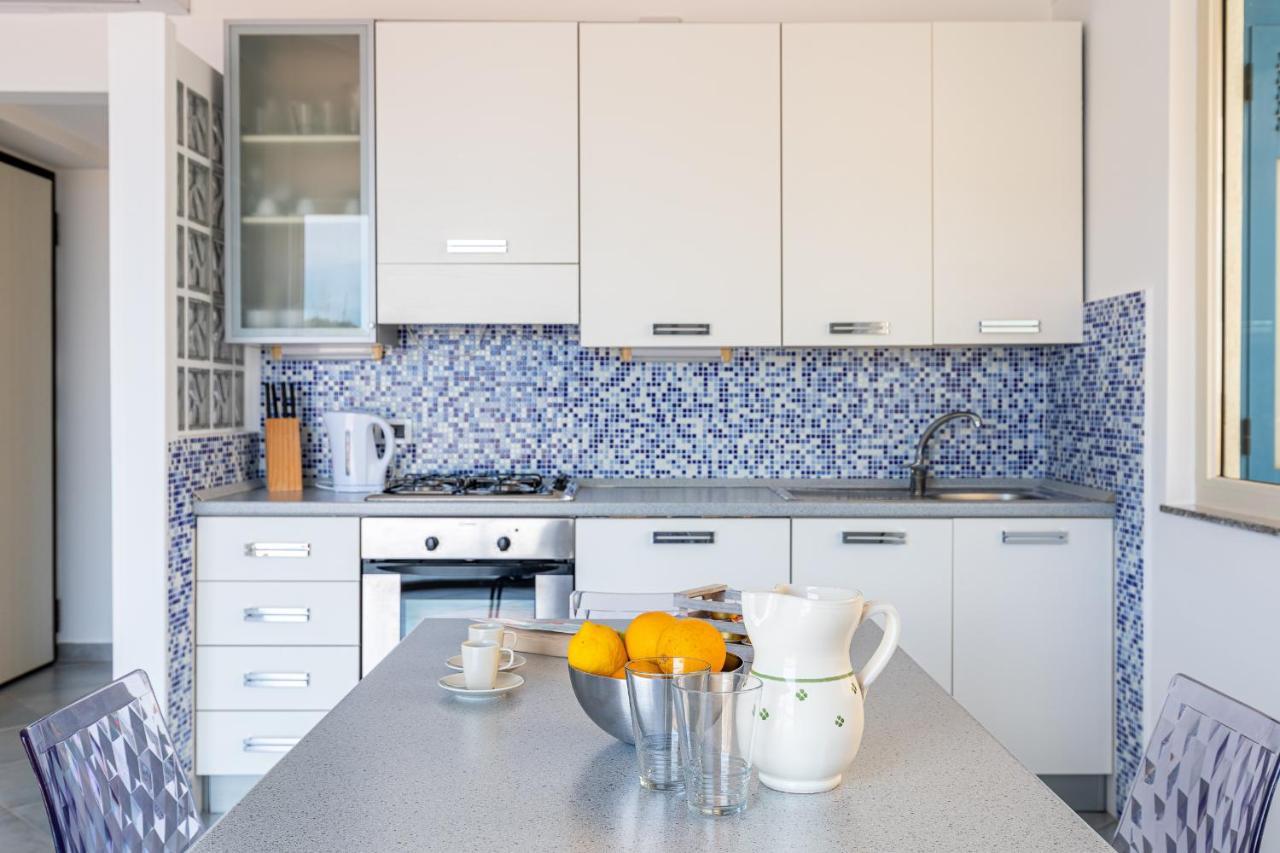 Terraces D'Orlando - Family Apartments With Sea View And Pool Capo dʼOrlando Buitenkant foto