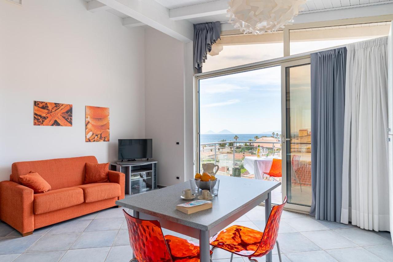Terraces D'Orlando - Family Apartments With Sea View And Pool Capo dʼOrlando Buitenkant foto