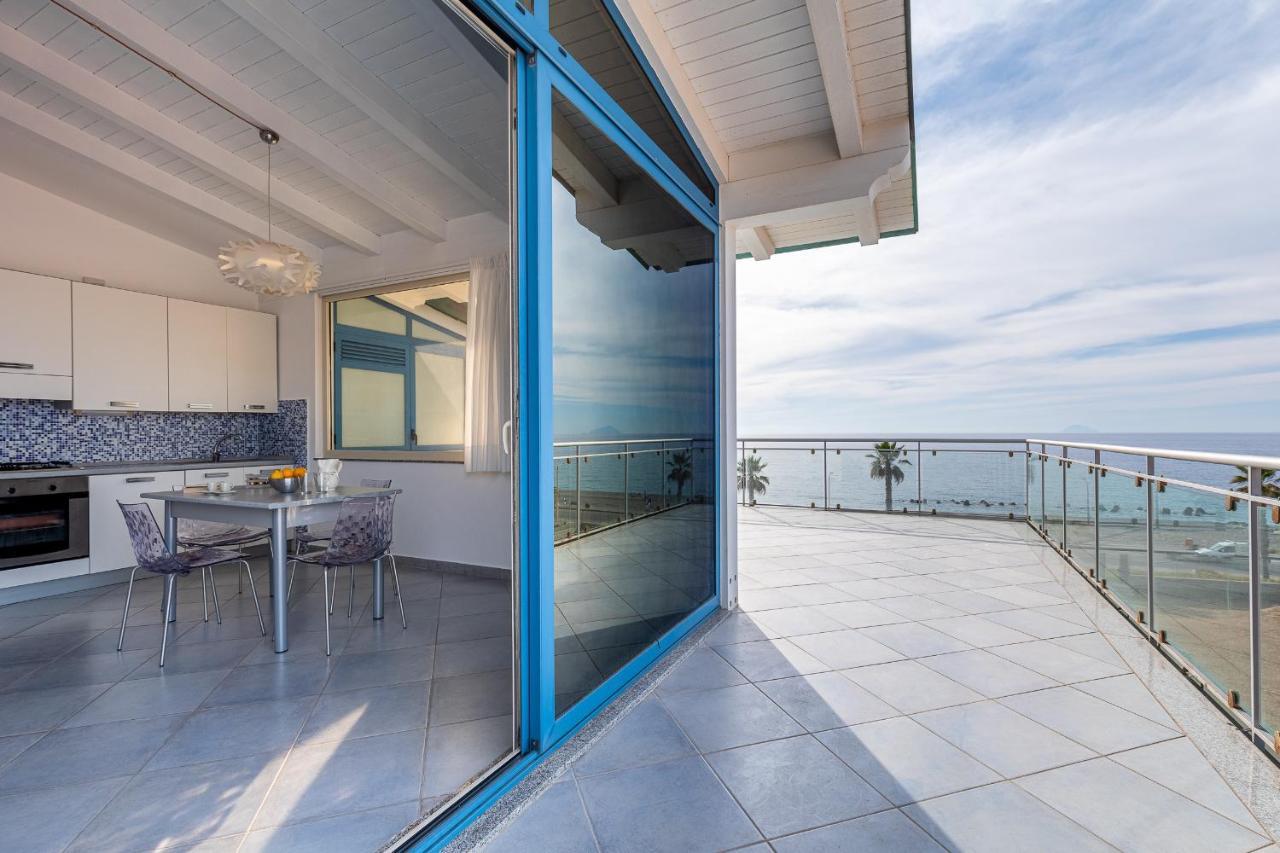Terraces D'Orlando - Family Apartments With Sea View And Pool Capo dʼOrlando Buitenkant foto