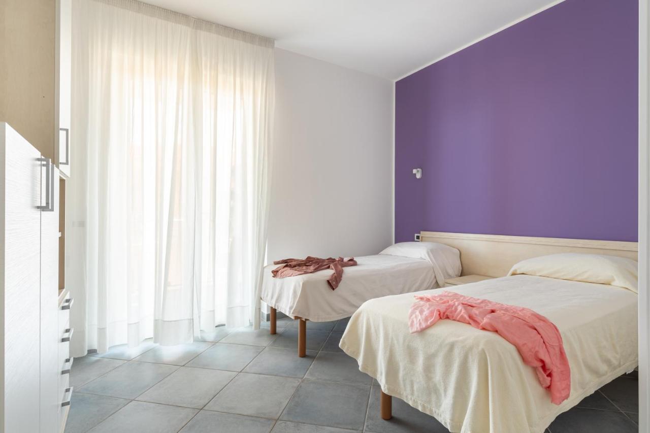 Terraces D'Orlando - Family Apartments With Sea View And Pool Capo dʼOrlando Buitenkant foto