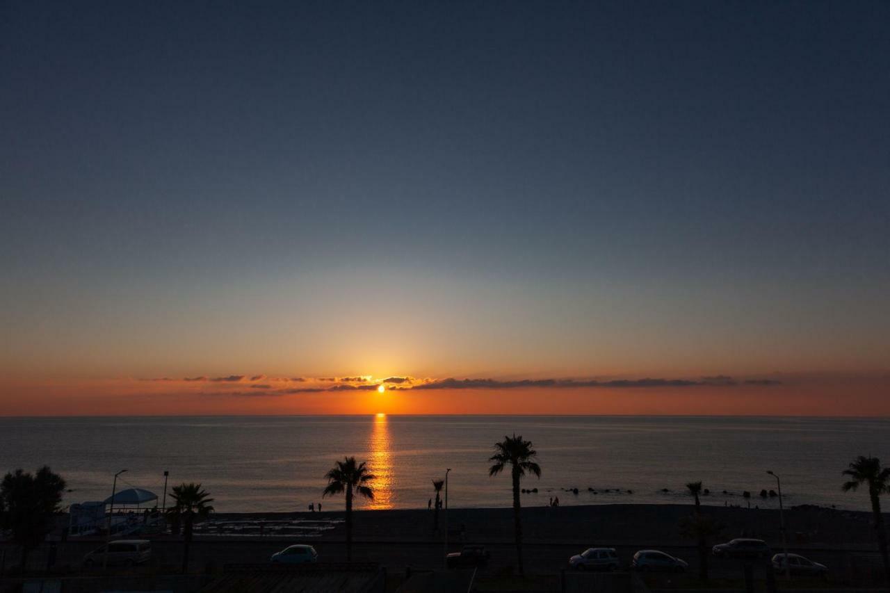 Terraces D'Orlando - Family Apartments With Sea View And Pool Capo dʼOrlando Buitenkant foto